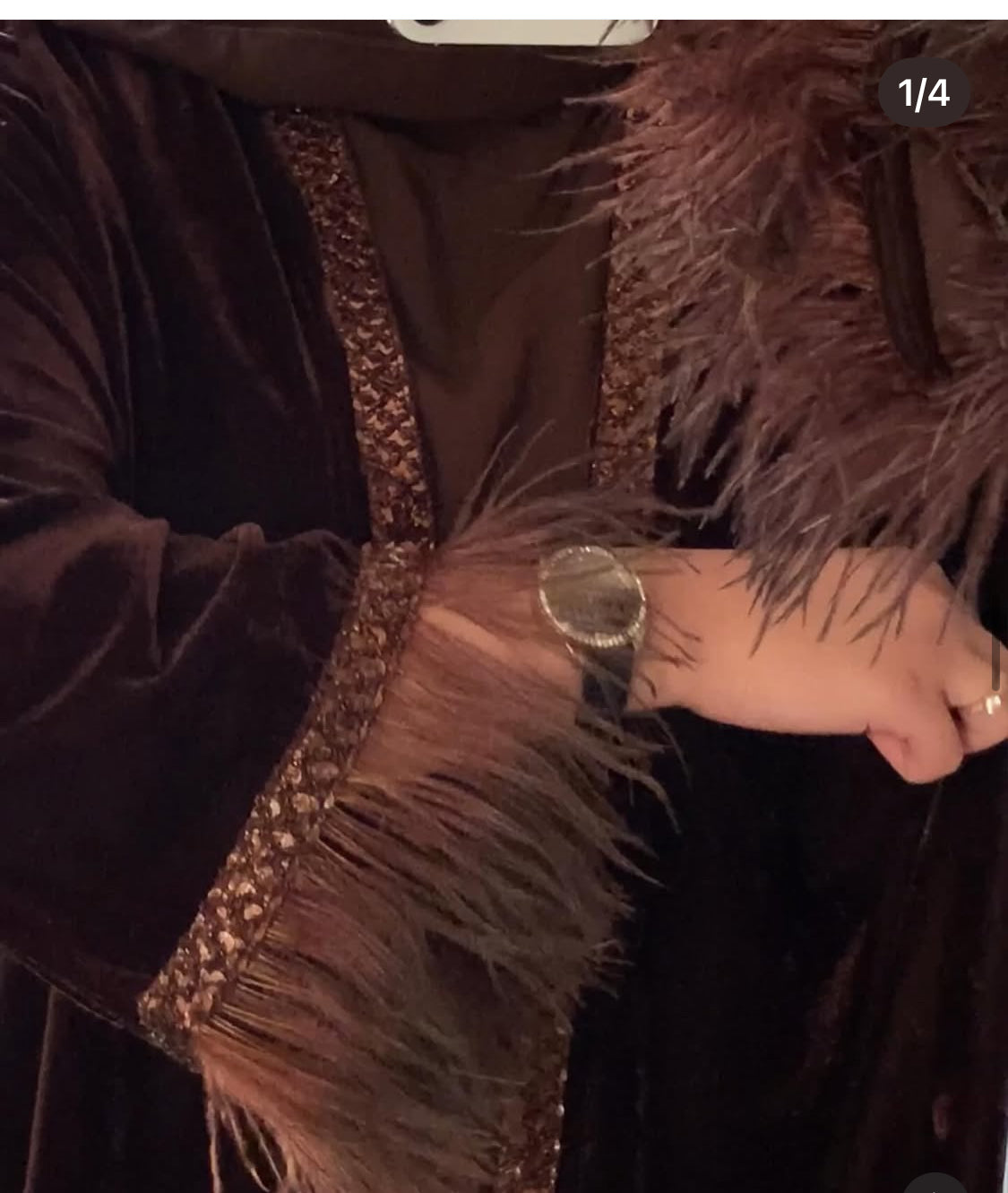 عبايه ريش نعام ٤ قطع