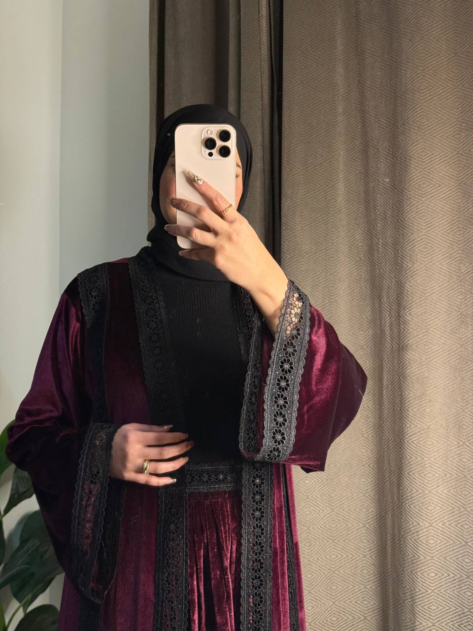 عبايه مخمل 3 قطع