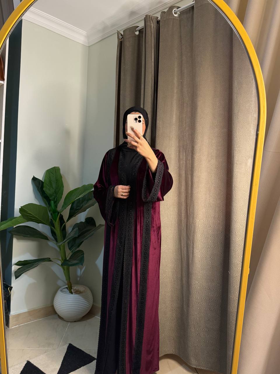 عبايه مخمل 3 قطع